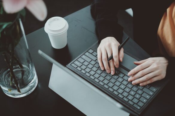 Peter Rätz - flashback, infiltratören, dokumentär, dödsannons